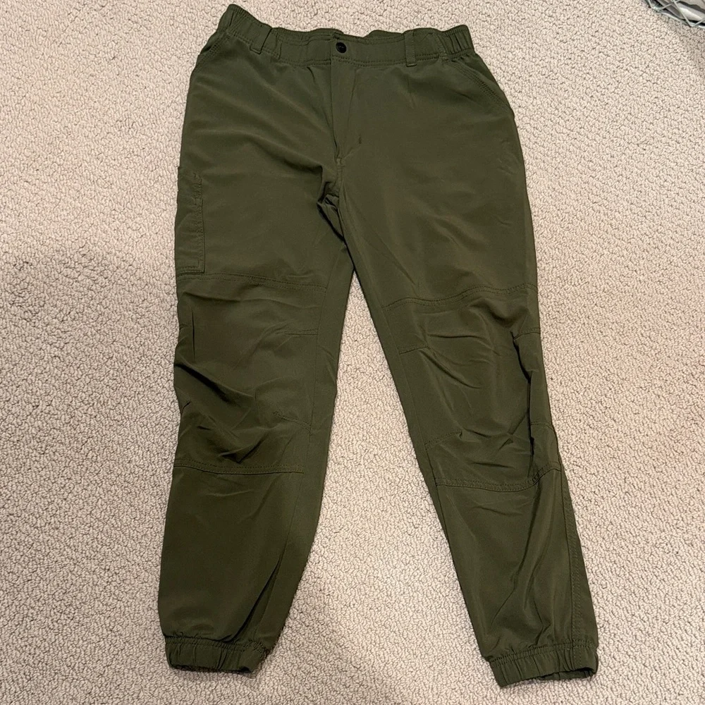 Carhartt Modern Fit Olive green jogger scrub Set - Picture 5 of 6